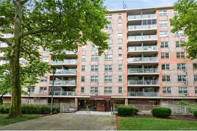 1019 Van Siclen Avenue #4D, Brooklyn, NY 11207 - Photo 1