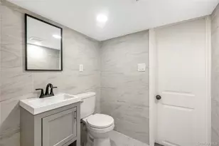 62-12 60th Dr, Maspeth, NY 11378 - Photo 24