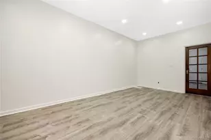 62-12 60th Dr, Maspeth, NY 11378 - Photo 8