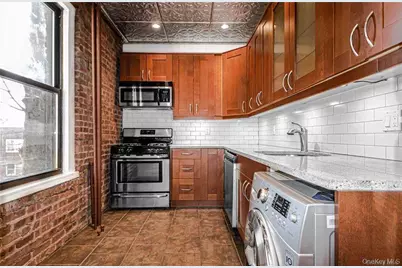 84-02 Beverly Road #2B, Kew Gardens, NY 11415 - Photo 12