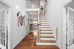 5 Pine St, Plainview, NY 11803 - Photo 4