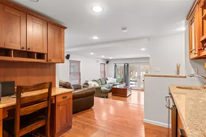 270 Cottage Road, Valley Cottage, NY 10989 - Photo 10