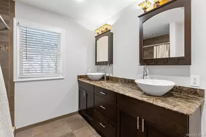 270 Cottage Road, Valley Cottage, NY 10989 - Photo 12