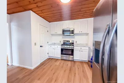 2-4 Elm Place, Poughkeepsie, NY 12601 - Photo 2