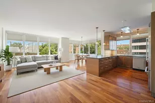 640 W 237th St, Bronx, NY 10463 - Photo 2