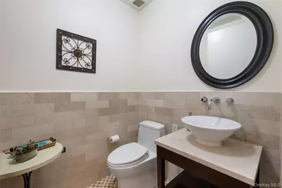 640 W 237th Street #4C, Bronx, NY 10463 - Photo 8