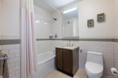 640 W 237th Street #4C, Bronx, NY 10463 - Photo 16