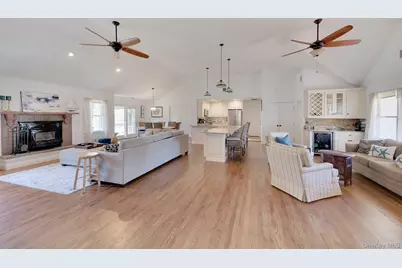 3045 Rocky Point Road, East Marion, NY 11939 - Photo 2