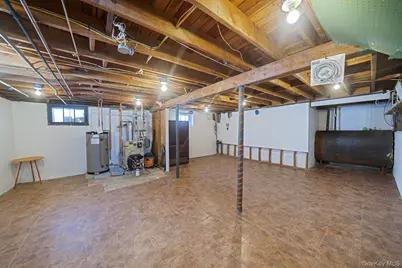 122 Weaver Road, West Sayville, NY 11796 - Photo 14