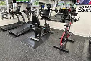 220 Pelham Rd, New Rochelle, NY 10805 - Photo 18