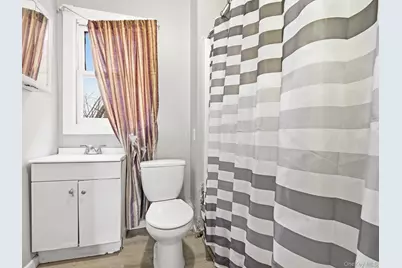 36 Liberty Street, Newburgh, NY 12550 - Photo 32