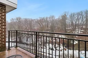 100 Diplomat Dr, Mount Kisco, NY 10549 - Photo 10