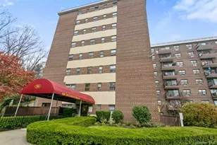 100 Diplomat Dr, Mount Kisco, NY 10549 - Photo 4