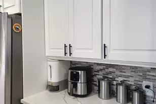 1090 Midland Ave, Bronxville, NY 10708 - Photo 18