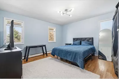 98 Barry Lane, Syosset, NY 11791 - Photo 32