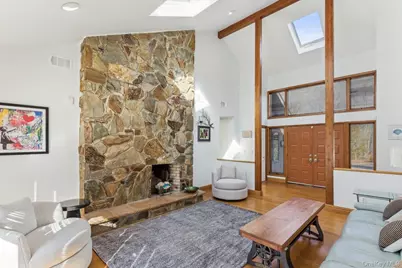 2905 Private Road, East Marion, NY 11939 - Photo 4