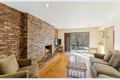 2905 Private Road, East Marion, NY 11939 - Photo 6