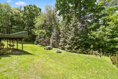 27 Pugsley Parkway, Cortlandt Manor, NY 10567 - Photo 42