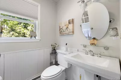 27 Pugsley Parkway, Cortlandt Manor, NY 10567 - Photo 18