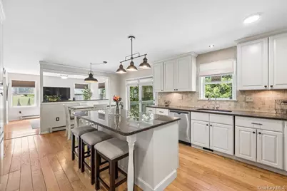 27 Pugsley Parkway, Cortlandt Manor, NY 10567 - Photo 16