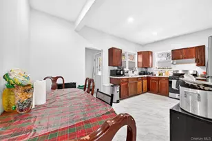 1106 Orchard St, Peekskill, NY 10566 - Photo 8