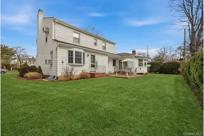 8 Andover Court, Garden City, NY 11530 - Photo 32