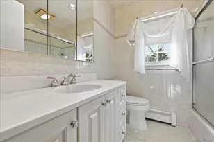 8 Andover Ct, Garden City, NY 11530 - Photo 24