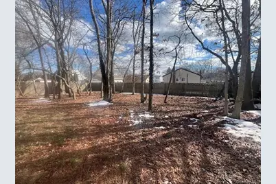 74 Alcolade Drive E, Shirley, NY 11967 - Photo 16