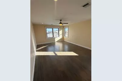 90 E Hudson Street, Long Beach, NY 11561 - Photo 4