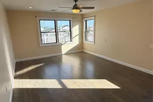 90 E Hudson St, Long Beach, NY 11561 - Photo 4