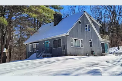 94 Hill Top Road, Rhinebeck, NY 12572 - Photo 2