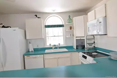 94 Hill Top Road, Rhinebeck, NY 12572 - Photo 10