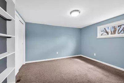 1520 N Thompson Drive, Bay Shore, NY 11706 - Photo 12