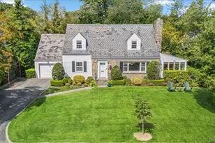 6 Rockwood Dr, Larchmont, NY 10538 - Photo 2