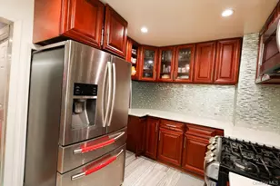 108-16 107th Ave, Richmond Hill, NY 11419 - Photo 10