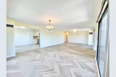 12 Bond Street #5B, Great Neck, NY 11021 - Photo 8