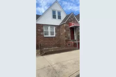 163-45 Claude Avenue Apt#2, Jamaica, NY 11433 - Photo 1