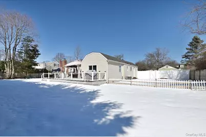 62 Bayside Avenue, Amityville, NY 11701 - Photo 26