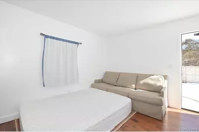 62 Bayside Avenue, Amityville, NY 11701 - Photo 18