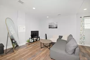 62 Bayside Ave, Amityville, NY 11701 - Photo 22