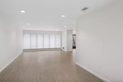 70 Pheasant Run, Roslyn, NY 11576 - Photo 40