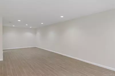 70 Pheasant Run, Roslyn, NY 11576 - Photo 34