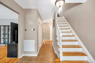 132 Midwood Avenue, Nesconset, NY 11767 - Photo 10