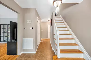 132 Midwood Ave, Nesconset, NY 11767 - Photo 10