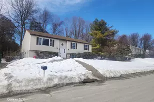 41 Holly Hill Dr, Wingdale, NY 12594 - Photo 2