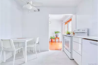 255 Village Court, Kingston, NY 12401 - Photo 8