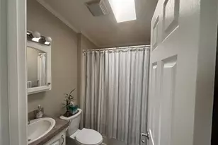 1661 Old Country Rd, Riverhead, NY 11901 - Photo 10