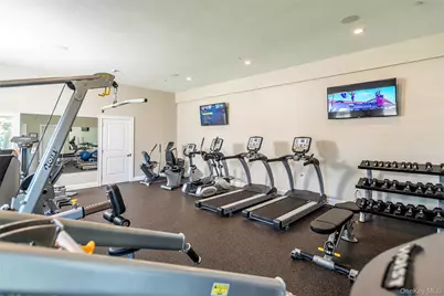 1661 Old Country Road #69, Riverhead, NY 11901 - Photo 32