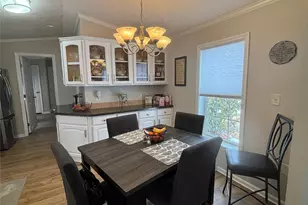 1661 Old Country Rd, Riverhead, NY 11901 - Photo 20