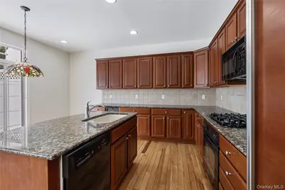 6 Turnberry Court, Monroe, NY 10950 - Photo 18